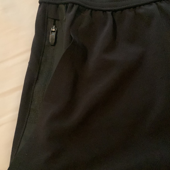 Ten thousand black shorts. Boys XS - Picture 2 of 5